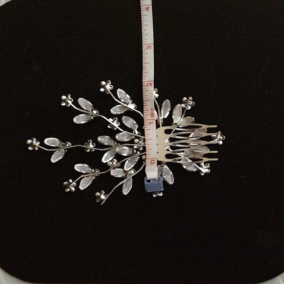 Rhinestone Hair Comb - Picture 6 of 7